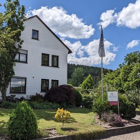 Weingut Harald Ludwig Osann-Monzel Exterior foto