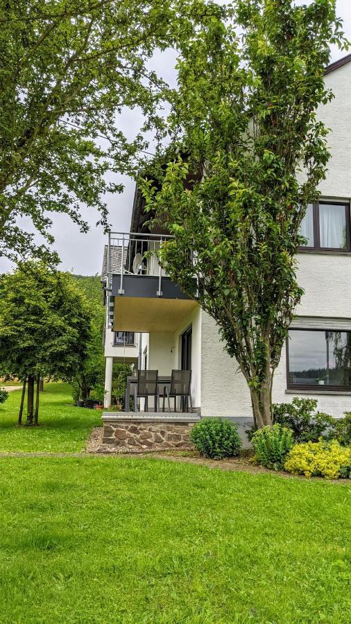Weingut Harald Ludwig Osann-Monzel Exterior foto