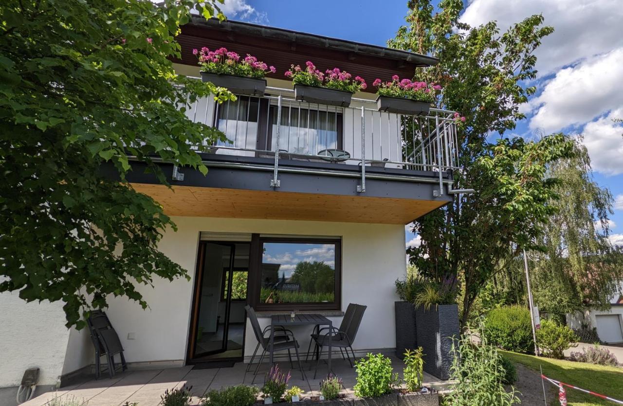 Weingut Harald Ludwig Osann-Monzel Exterior foto